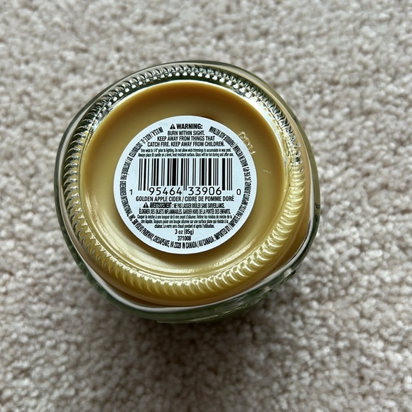 Two 3oz. Candles and a Scrunchie Bundle - Picture 5 of 11